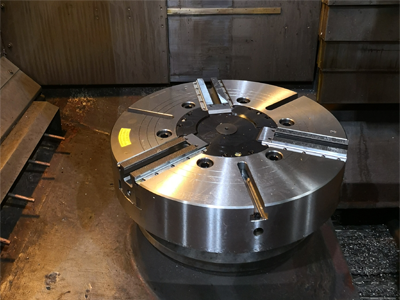 千島立車用中實卡盤