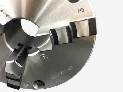 億川三爪手動卡盤