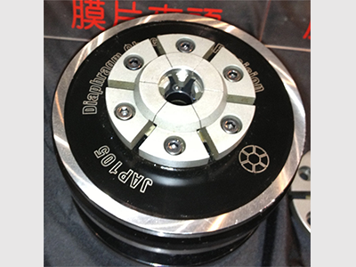 回轉(zhuǎn)型氣壓膜片夾頭