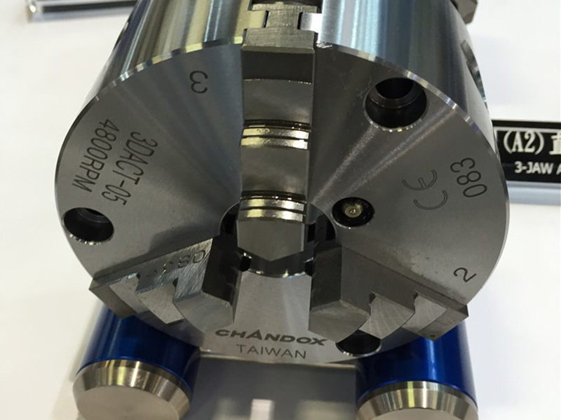 卡盤廠家教你如何解決卡盤油缸的常見問題？